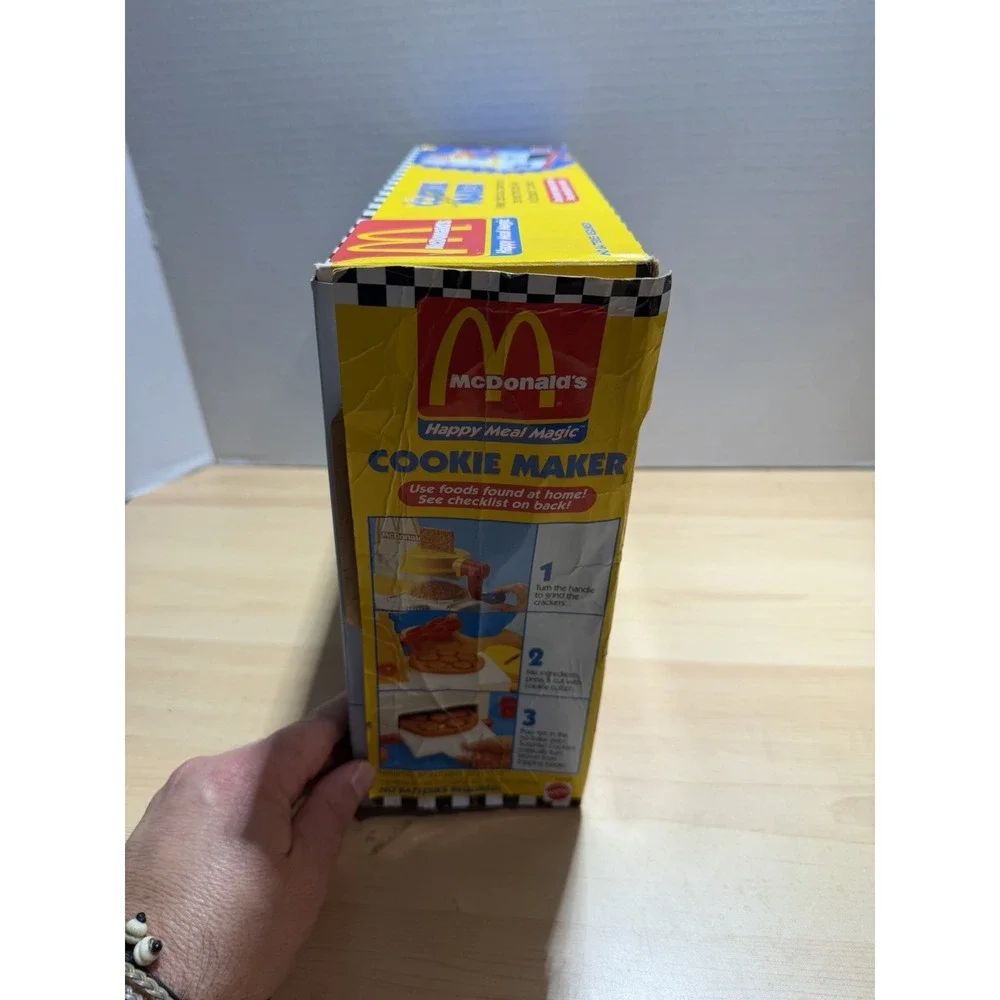 Vintage 93 McDonald's Happy Meal Magic Cookie Maker - Missing Parts Damaged Box